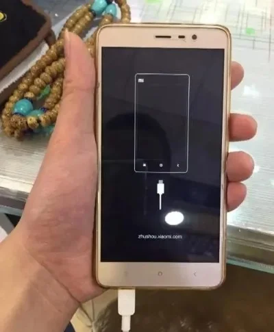 手机开机方法全解析：物理按键与虚拟按键开机技巧