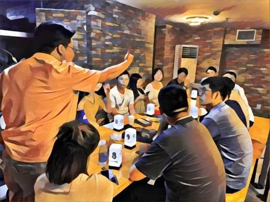 狼人杀聚会：互动社交游戏，锻炼智谋与口才