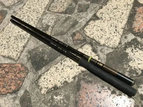 精致的卡鲁亚克鱼竿-卡鲁亚克鱼竿：征服海洋利器